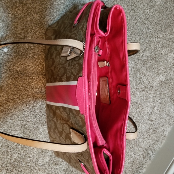 Coach handbag authentic - Picture 3 of 4